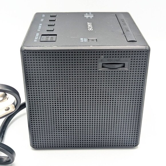 Sony - ICF-C1 Radio Alarm Clock - Black Tested, Works - Picture 4 of 6